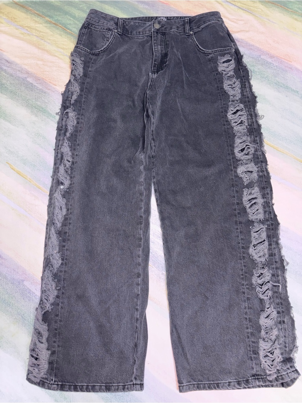 NWT Disturbia Fray Wide Leg jeans distressed size 34